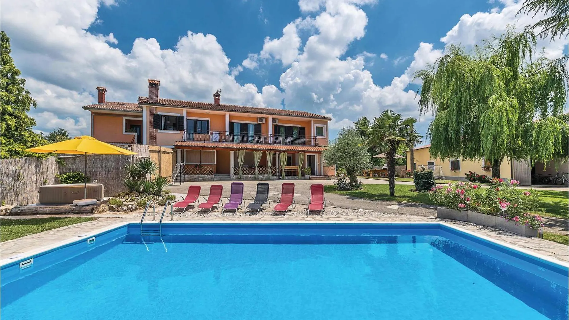 Pet Friendly Home In Pazin With Jacuzzi