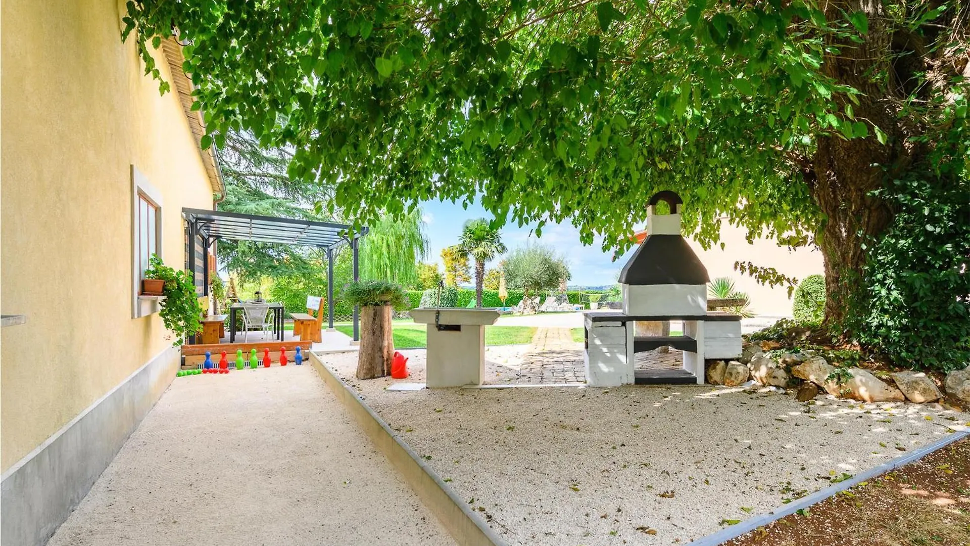 Pet Friendly Home In Pazin With Jacuzzi 0*, Heki