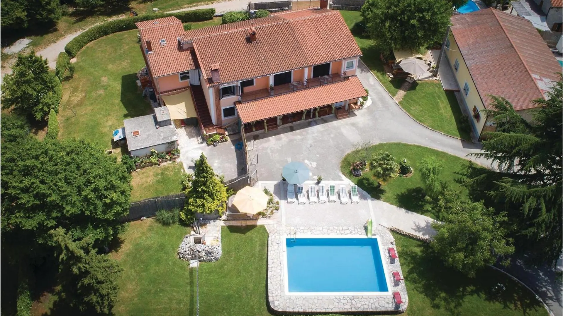 Pet Friendly Home In Pazin With Jacuzzi Holiday home