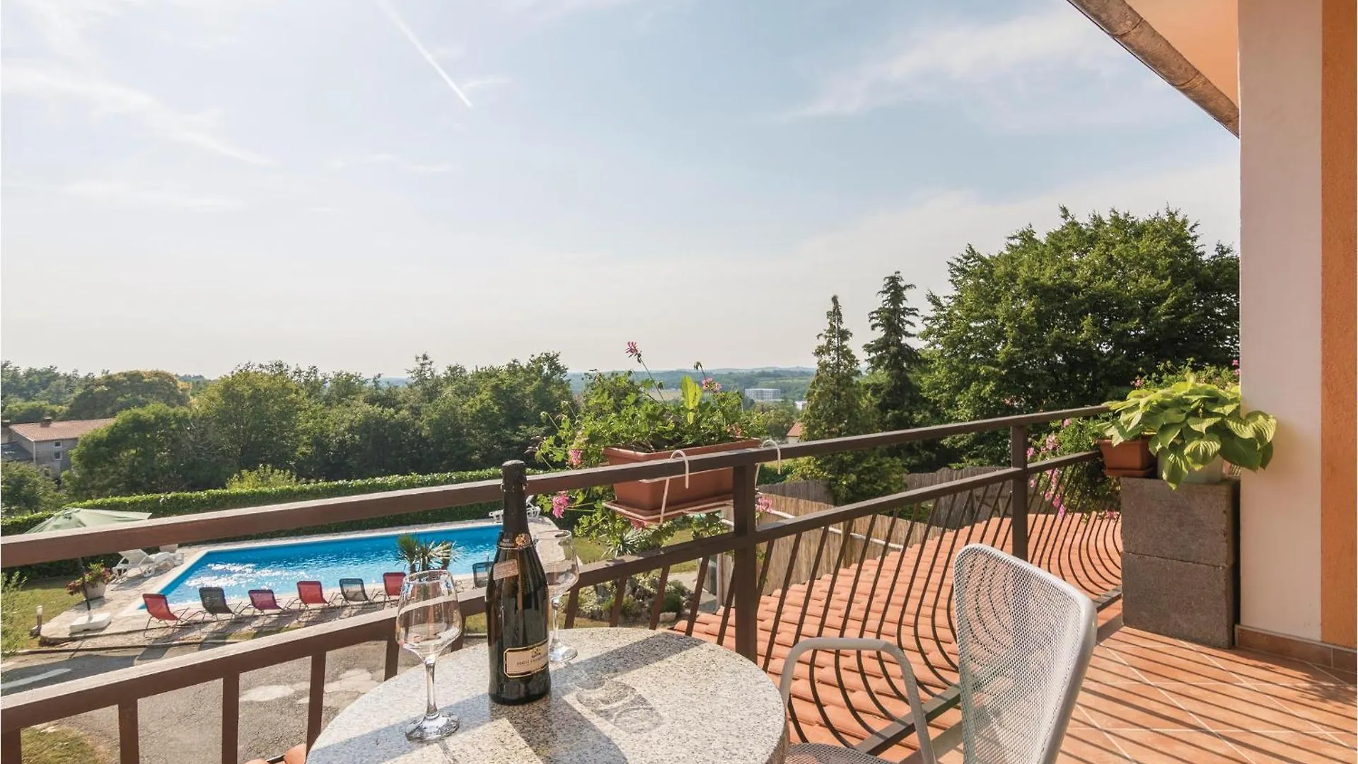 Pet Friendly Home In Pazin With Jacuzzi 0*, Heki