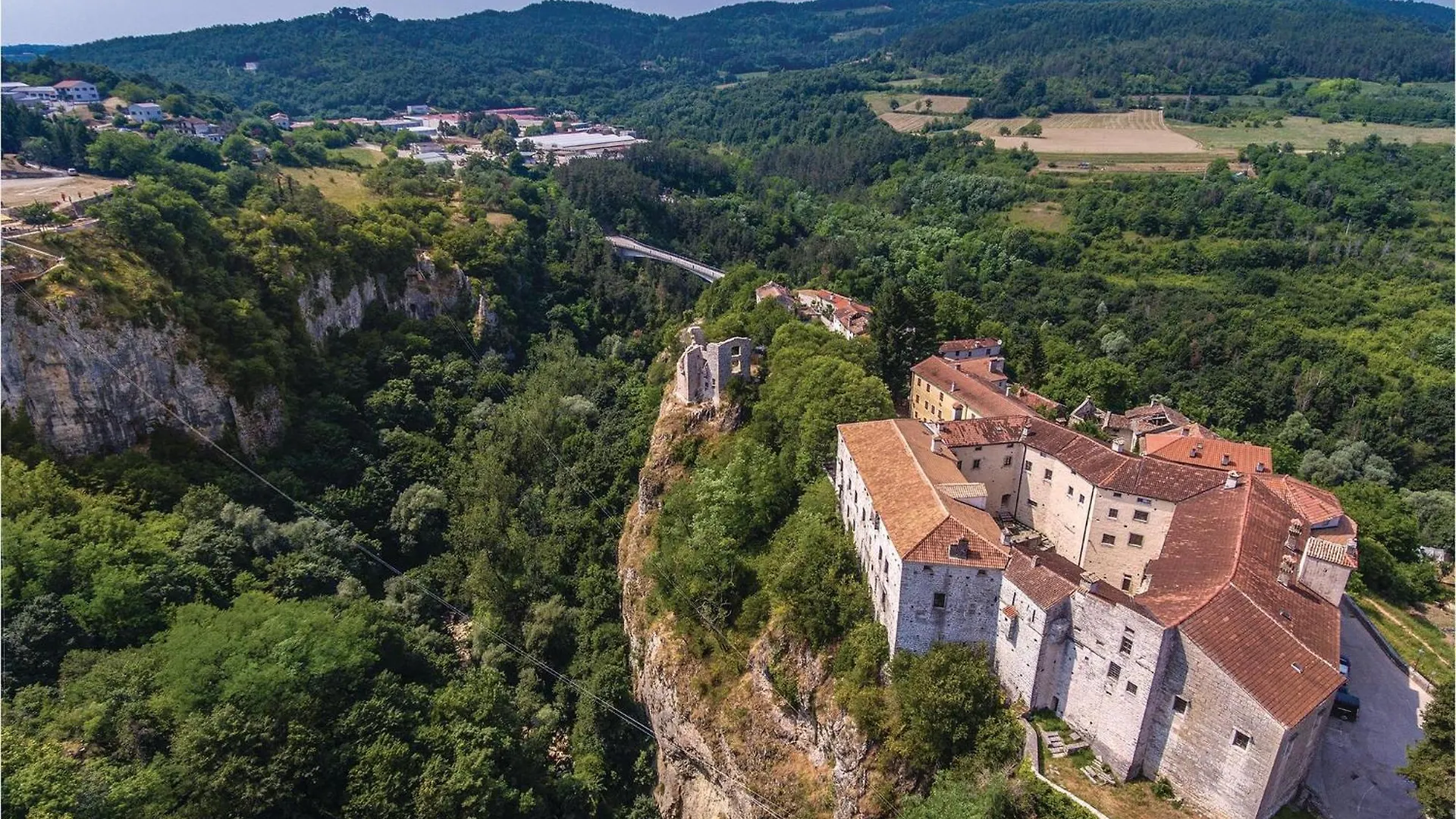 Holiday home Pet Friendly Home In Pazin With Jacuzzi