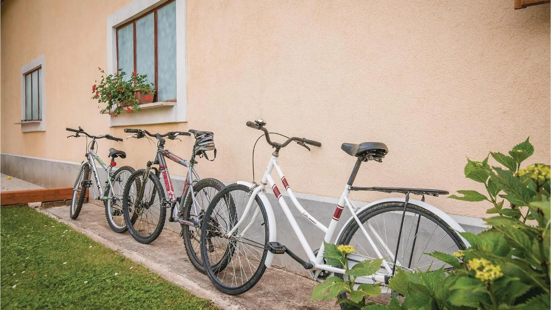 Nyaraló Pet Friendly Home In Pazin With Jacuzzi Heki