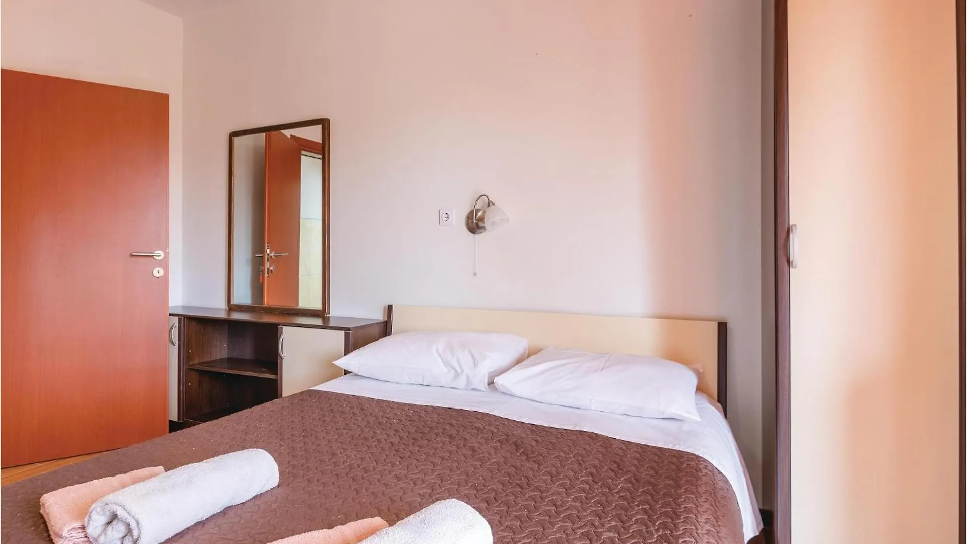 Pet Friendly Home In Pazin With Jacuzzi Heki 0*,